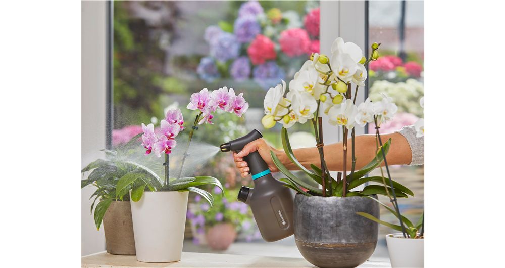 Gardena_psekasthras_antlias_xeiros_1lt_11112_mkm_4