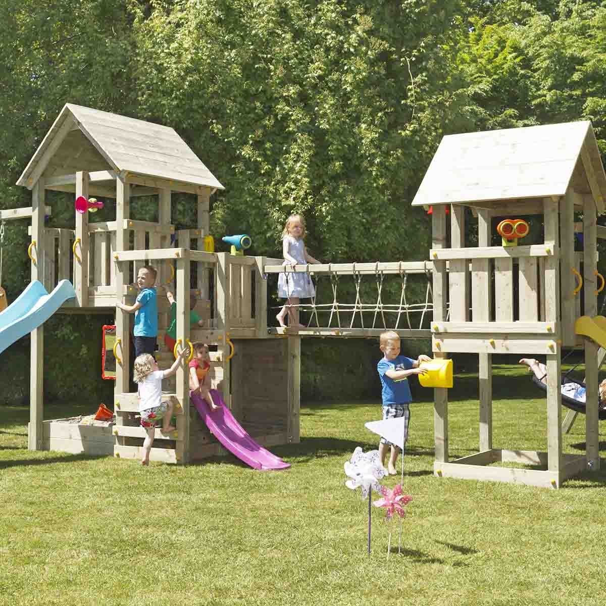 Ξύλινη_γέφυρα_με_σχοινιά