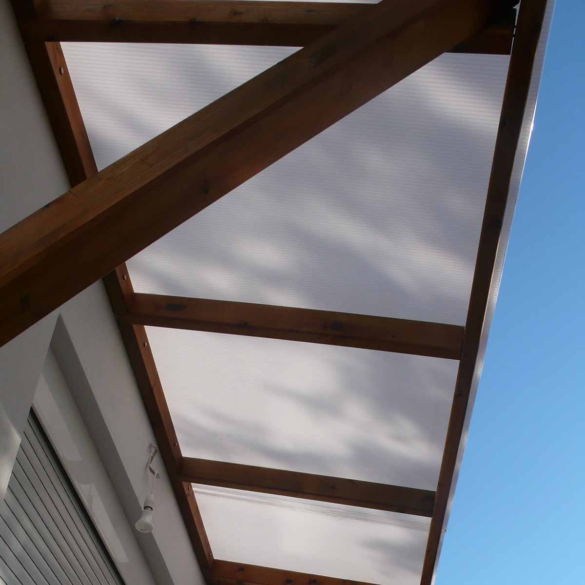 Πολυκαρμπονικό_φύλλο_κυψελωτό_γαλακτώδες_16mm