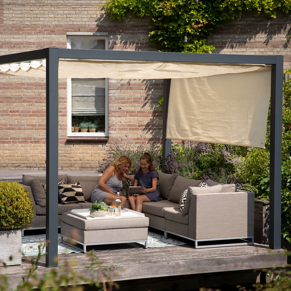 Στόρι_εκρού