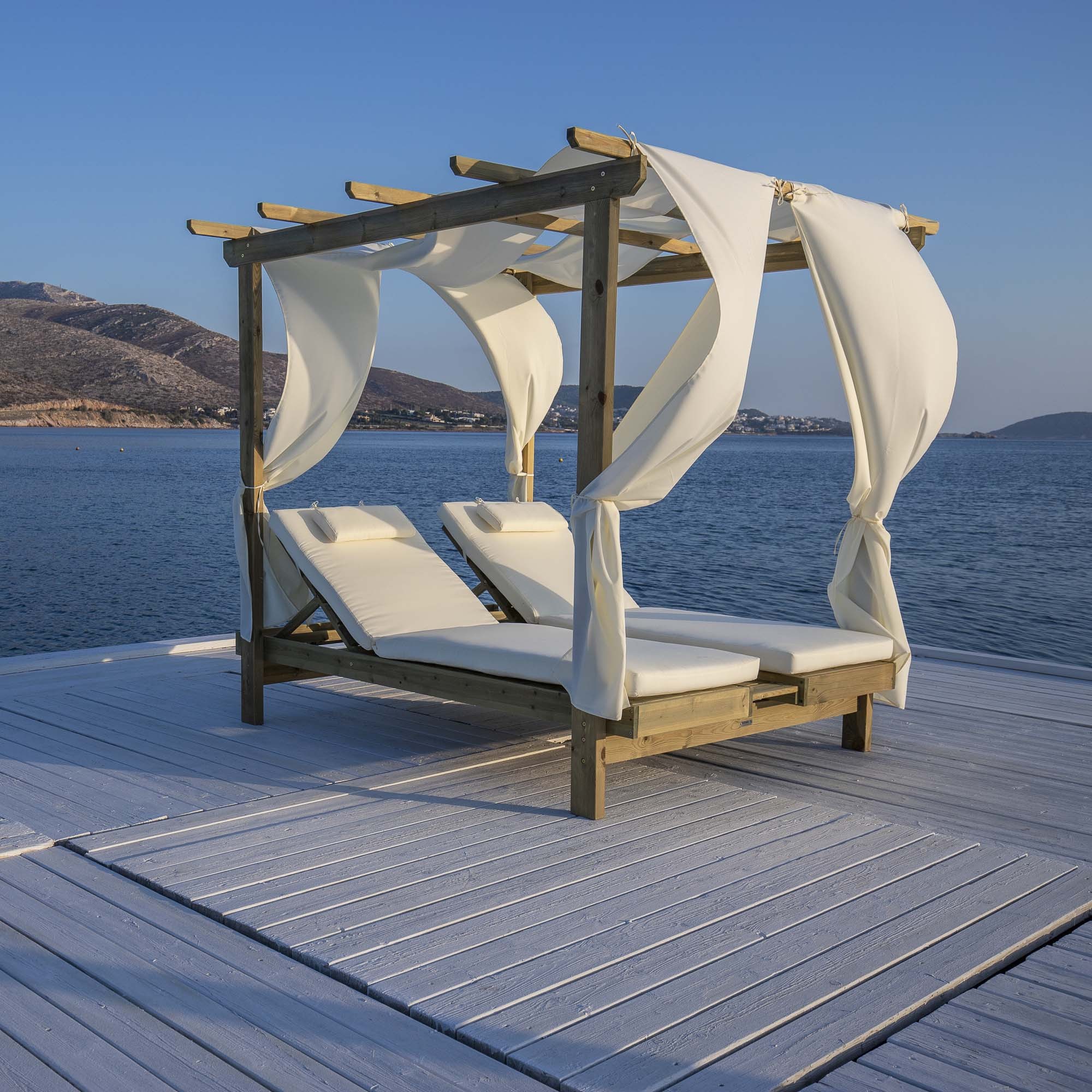 ξαπλωστρα-παραλιασ-διπλη-