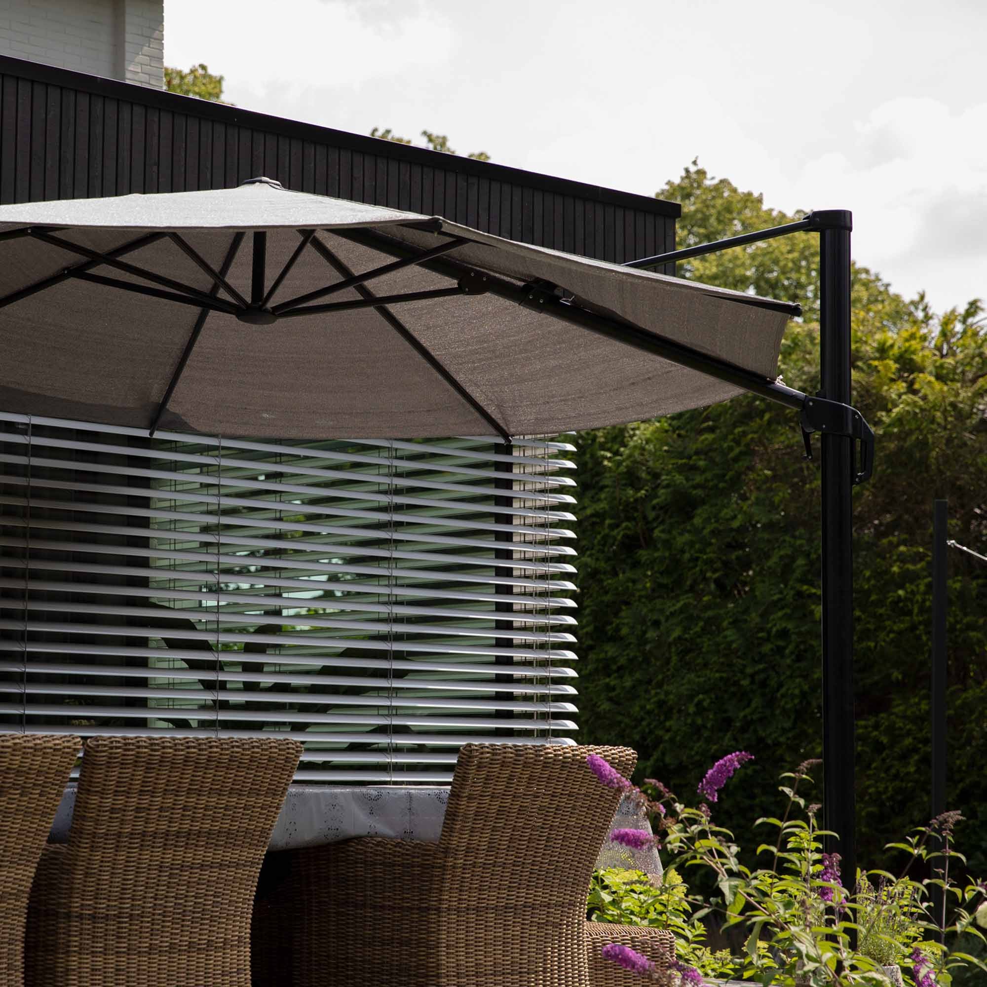 ομπρέλα-κήπου-o350εκ-γκρι