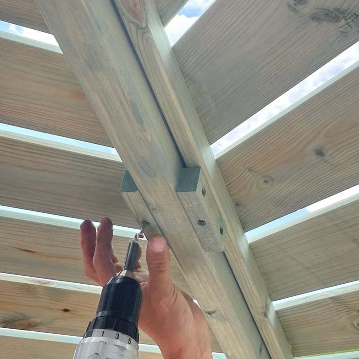 ομπρέλα-παραλίας-ξύλινη-200-x-200εκ