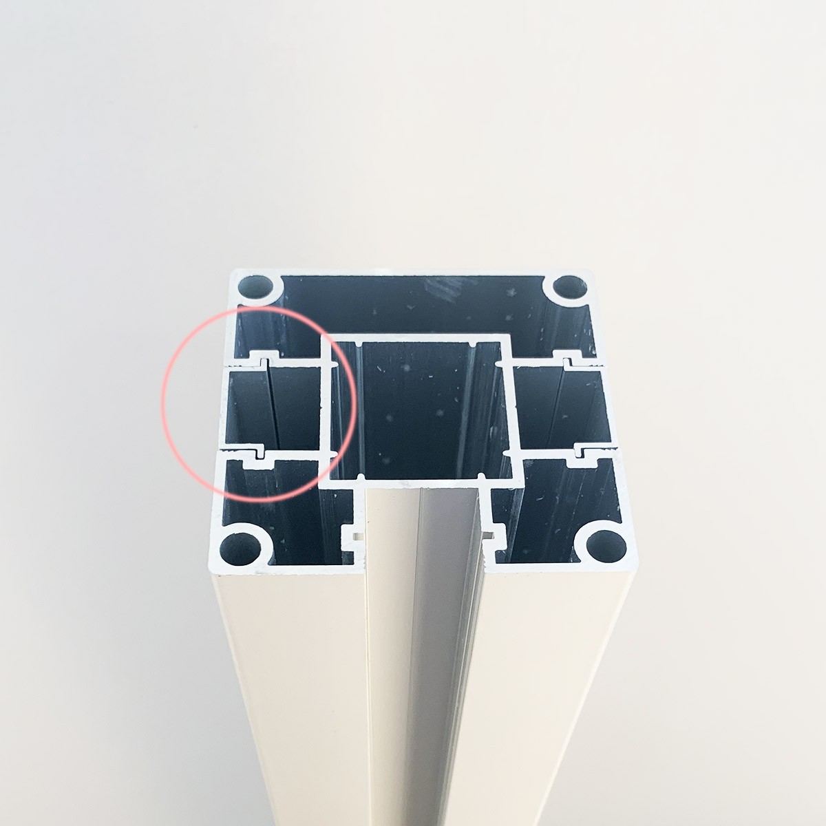 πλαϊνο-καλυμμα-κολωνασ-ανοδιωμενου-αλουμ75ek-140εκ-76140